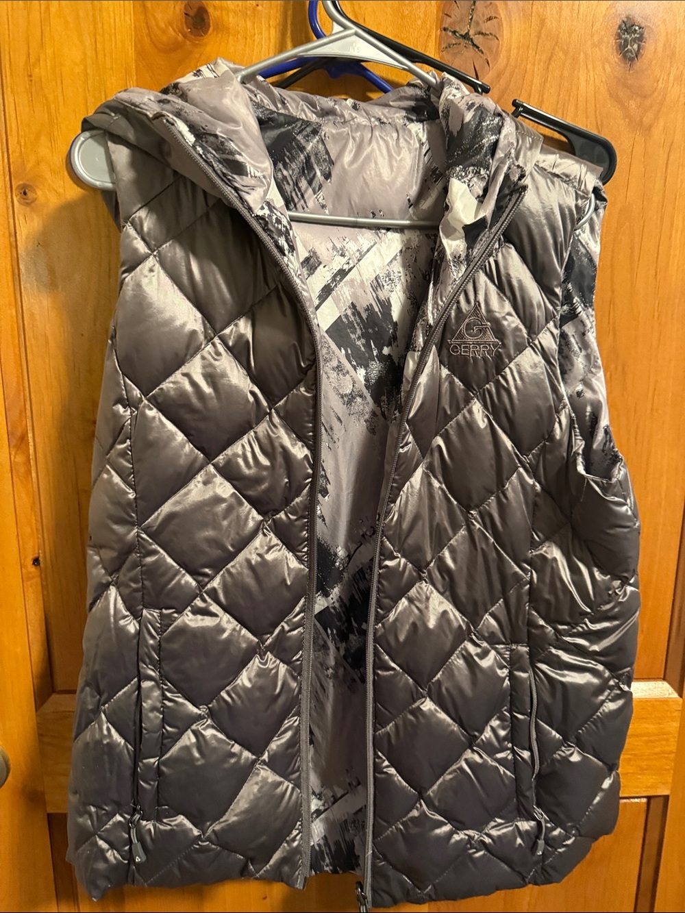 Gerry Weber ladies Quilted Hooded Vest in Shiny Gray